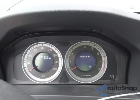 2012 Volvo S60 T5 z USA, uszkodzony, nr VIN YV1622FS0C2039862